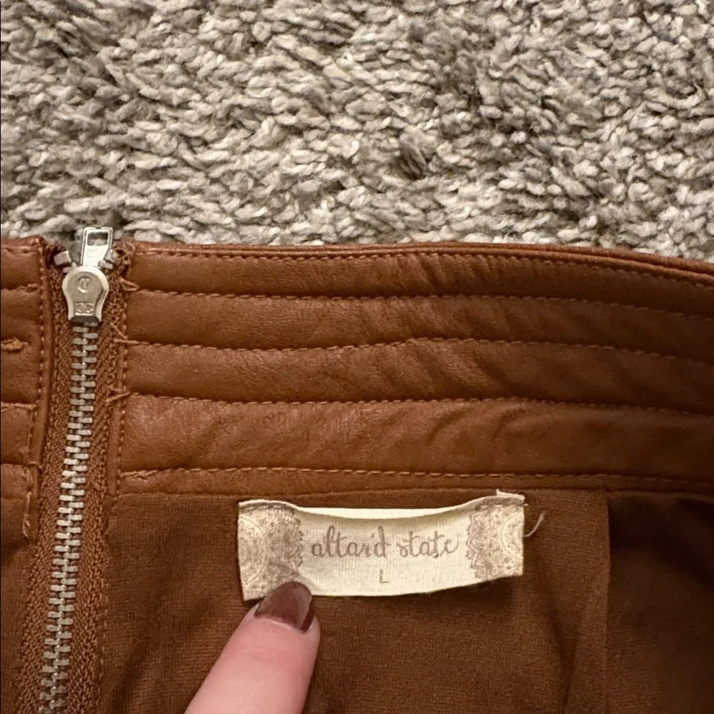 Altard State skirt - Picture 2 of 4